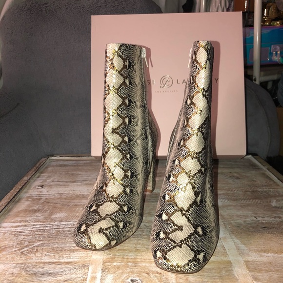 Chinese Laundry Snake Print Booties - Picture 2 of 9